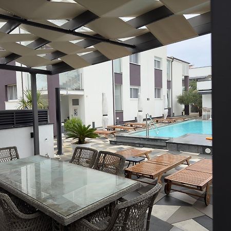 Apartments Laura 1 Privlaka  Ngoại thất bức ảnh