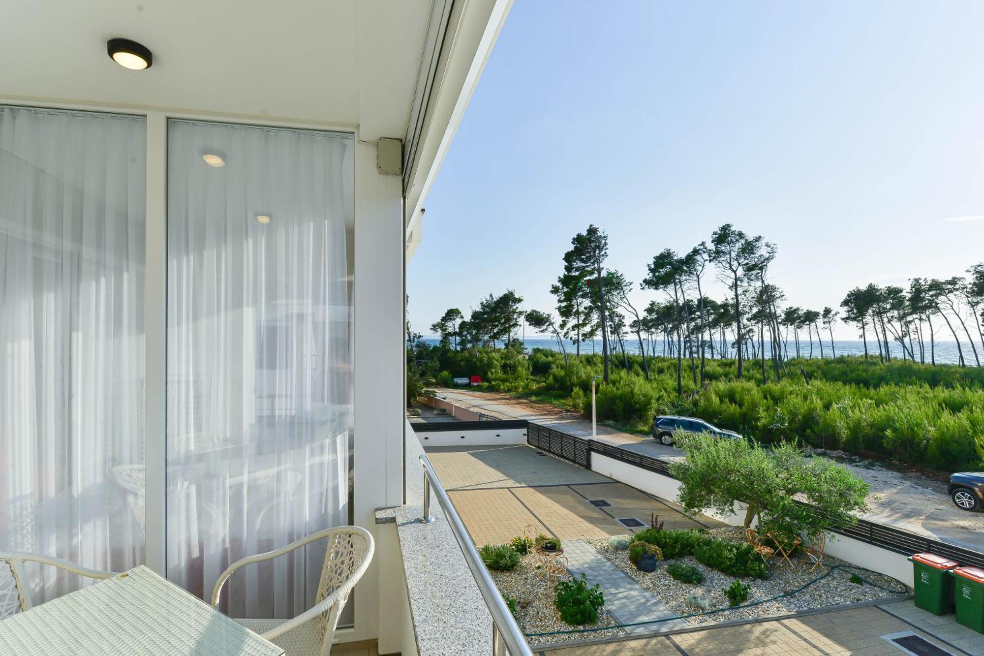 Apartments Laura 1 Privlaka  Ngoại thất bức ảnh