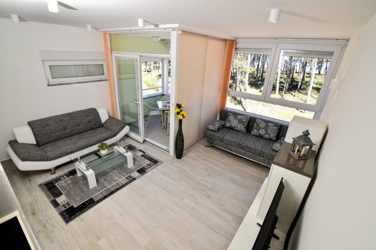 Apartments Laura 1 Privlaka  Ngoại thất bức ảnh