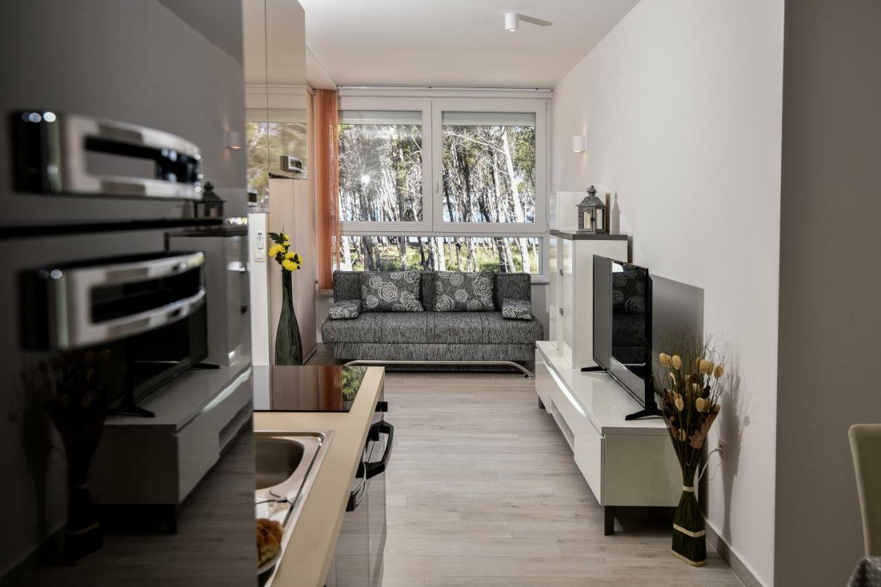 Apartments Laura 1 Privlaka  Ngoại thất bức ảnh